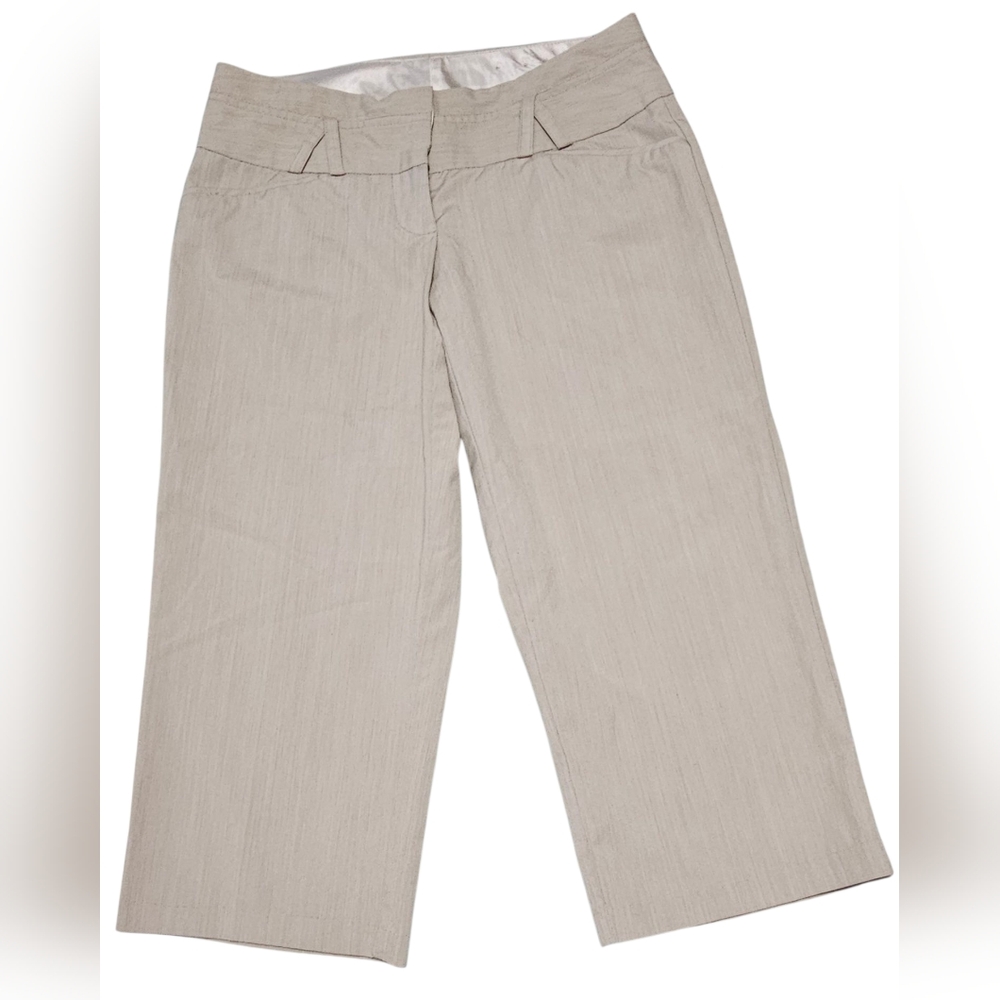 Studio Y Beige Wide-Leg Capris